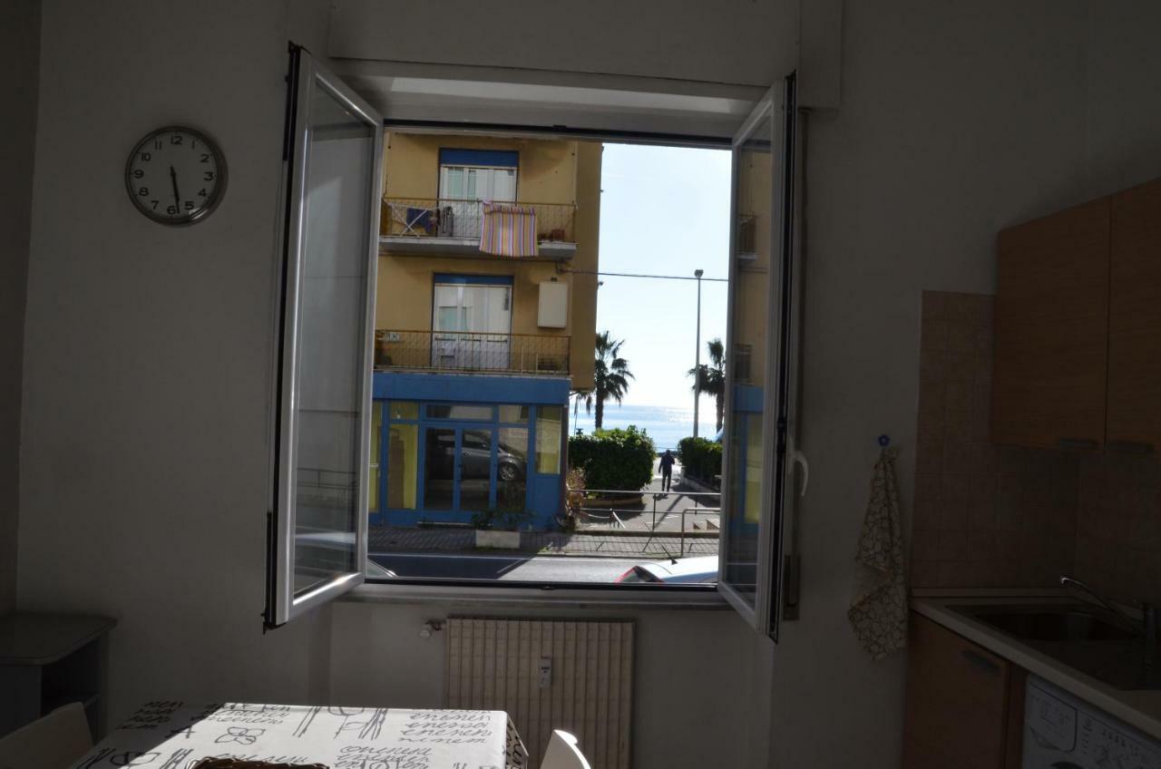 A Due Passi Dal Mare Apartment Sestri Levante Exterior photo