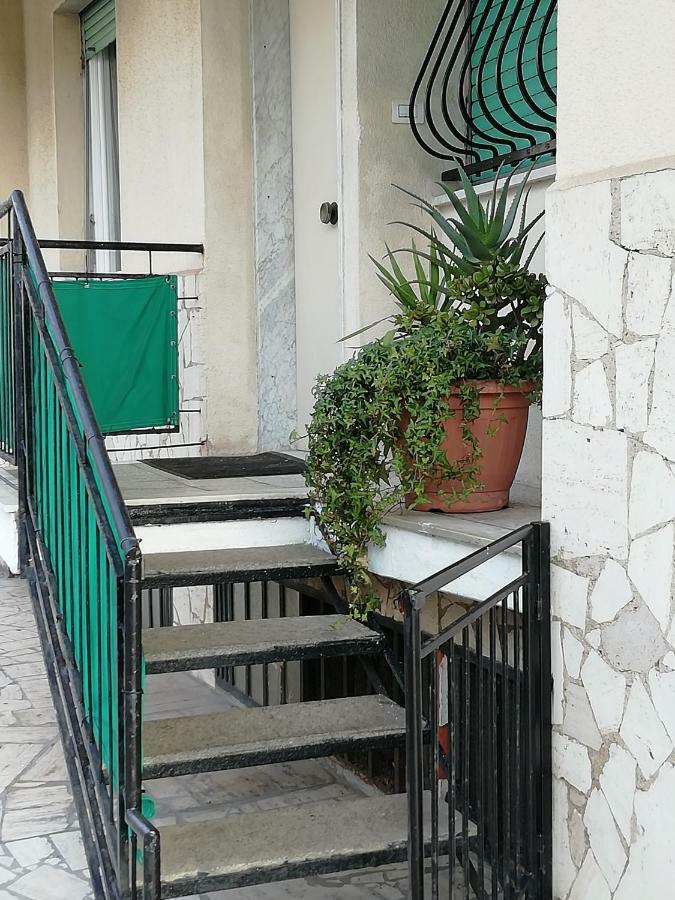 A Due Passi Dal Mare Apartment Sestri Levante Exterior photo